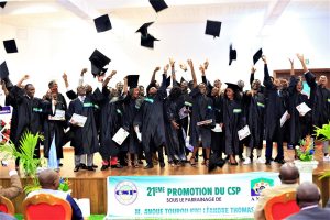 Photo de la cérémonie de remise de certificat de la promotion 2023-2024 du CSP POG
